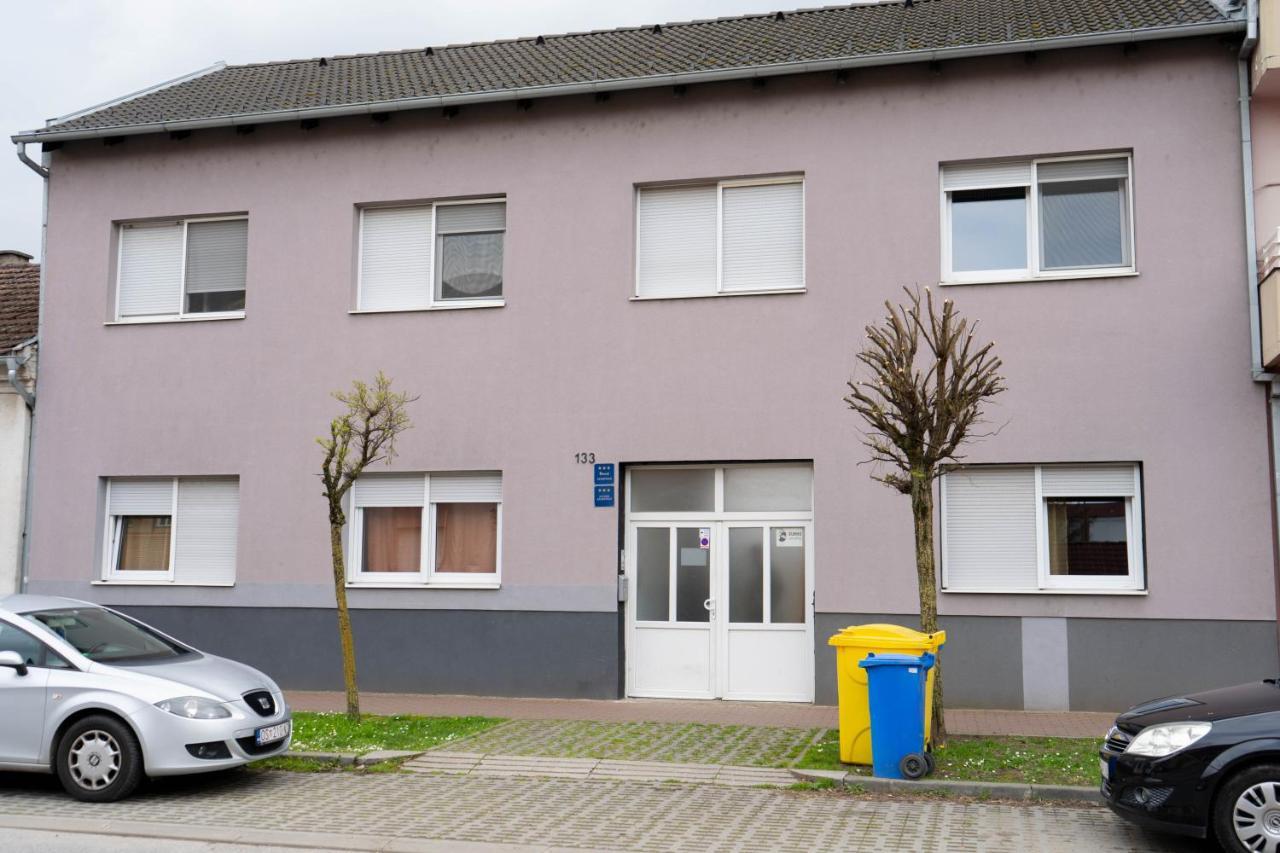 Apartment Eurho Osijek Bagian luar foto