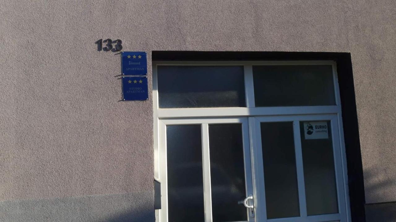 Apartment Eurho Osijek Bagian luar foto